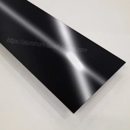 Алюминиевый лист RAL 9005 Глянец
